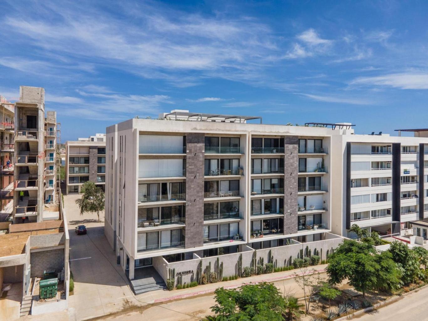 No Bad Days Aparthotel Кабо Сан Лукас Екстериор снимка