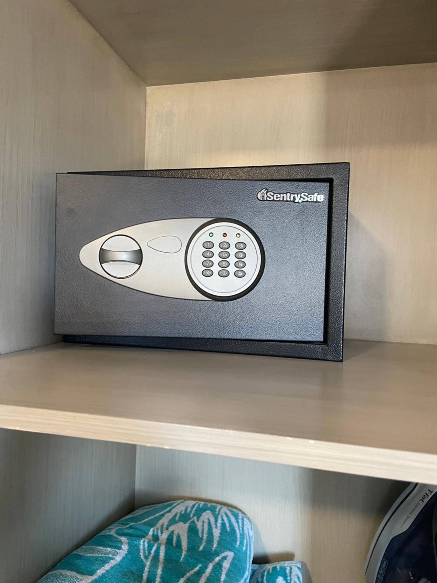 No Bad Days Aparthotel Кабо Сан Лукас Екстериор снимка